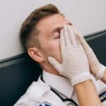 découvrez la décompression spinale, une méthode innovante visant à soulager les douleurs dorsales et à améliorer la santé de votre colonne vertébrale. explorez les bienfaits de cette technique thérapeutique pour retrouver votre bien-être et votre mobilité.