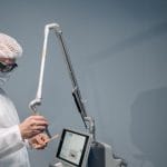 découvrez le traitement au laser, une solution innovante pour améliorer votre peau et traiter divers problèmes dermatologiques. obtenez des résultats visibles et durables en toute sécurité, grâce à des techniques avancées adaptées à vos besoins.