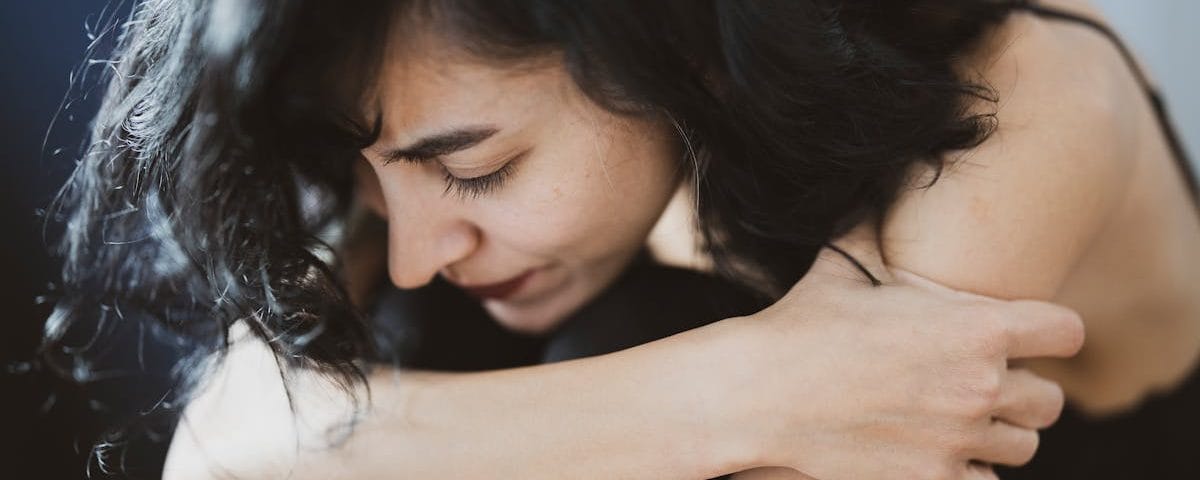 découvrez des conseils pratiques pour soulager la douleur lombaire et améliorer votre confort au quotidien. apprenez-en davantage sur les causes, les traitements et des exercices efficaces pour prévenir les douleurs dans le bas du dos.