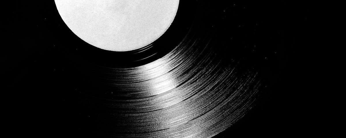 découvrez tout ce qu'il faut savoir sur l'hernie discale, ses symptômes, causes, traitements et conseils pour soulager la douleur. informez-vous pour mieux comprendre cette condition qui affecte de nombreuses personnes.