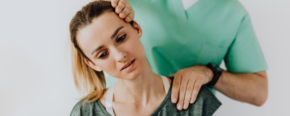 découvrez les bienfaits de la décompression spinale, une méthode innovante pour soulager les douleurs dorsales et améliorer la santé de votre colonne vertébrale. explorez les techniques et les traitements offerts pour retrouver confort et mobilité.