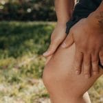 découvrez des solutions efficaces pour soulager les douleurs articulaires. informez-vous sur les causes, les symptômes et les traitements naturels ou médicaux qui peuvent améliorer votre qualité de vie.