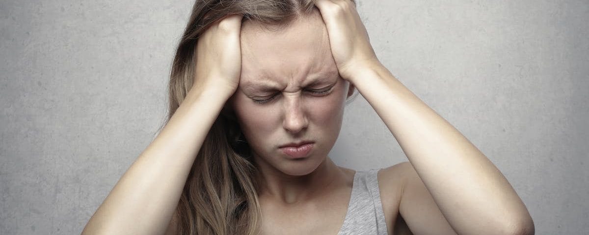 découvrez des informations utiles sur la douleur cervicale, ses causes, ses symptômes et les traitements efficaces pour soulager votre inconfort. apprenez à prévenir les douleurs au cou et à améliorer votre qualité de vie.