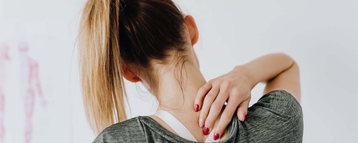 découvrez des conseils et des solutions efficaces pour soulager votre douleur au dos. apprenez des exercices, des remèdes naturels et des astuces pour prévenir les maux de dos et améliorer votre qualité de vie.