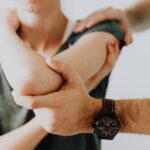 découvrez des conseils et des méthodes pour améliorer la santé de vos articulations, réduire la douleur et favoriser la mobilité grâce à une alimentation équilibrée, des exercices adaptés et des suppléments naturels.