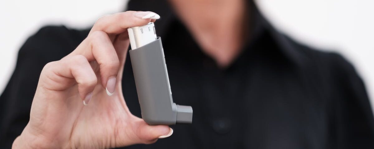 découvrez des stratégies efficaces pour la gestion de la douleur chronique. apprenez à mieux comprendre votre condition, explorez des traitements adaptés et accédez à des conseils pour améliorer votre qualité de vie au quotidien.