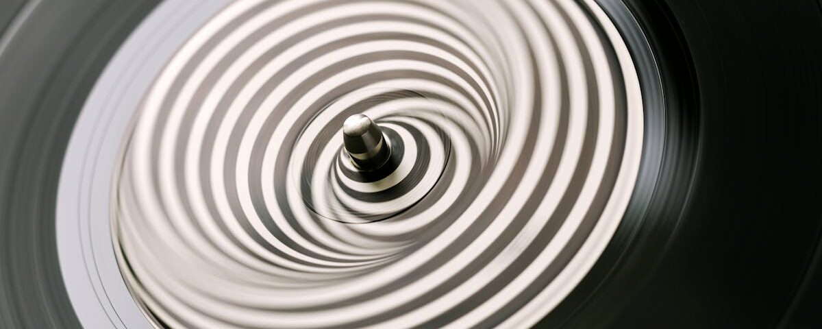 découvrez tout ce que vous devez savoir sur la hernie discale, ses symptômes, ses causes, ainsi que les traitements disponibles pour soulager la douleur et améliorer votre qualité de vie.