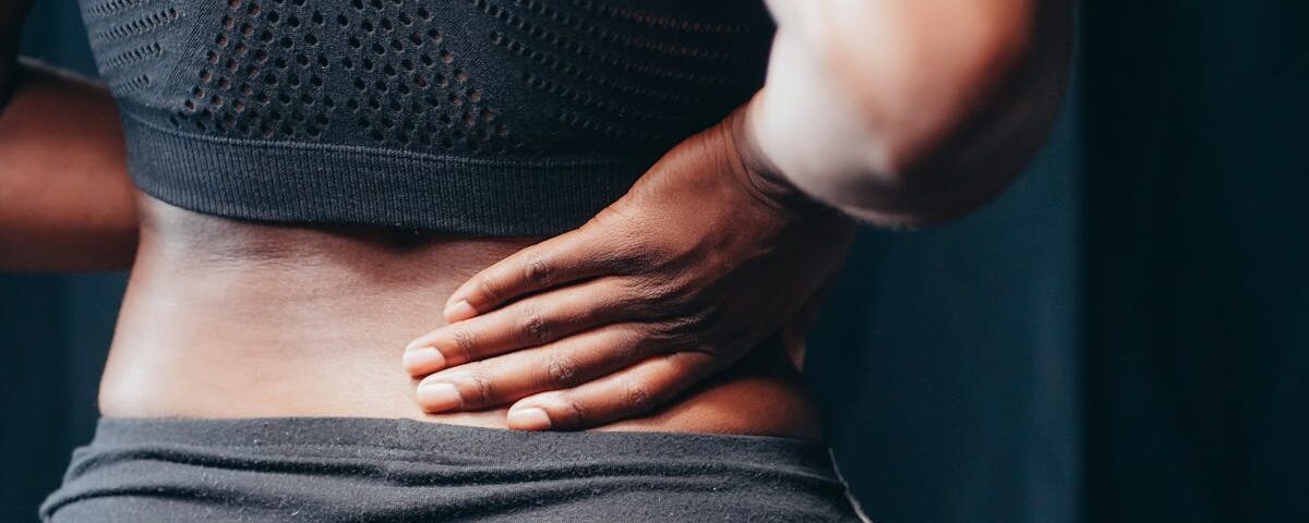 découvrez des conseils et des stratégies pour mieux gérer la douleur chronique. apprenez des techniques efficaces pour améliorer votre qualité de vie et retrouver le bien-être.