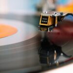 découvrez les causes, symptômes et traitements de la dégénérescence des disques intervertébraux. apprenez comment cette condition peut affecter votre qualité de vie et quelles solutions s'offrent à vous pour soulager la douleur et améliorer votre mobilité.