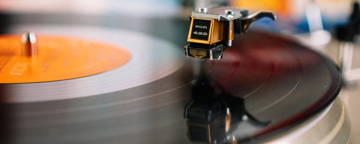 découvrez tout ce qu'il faut savoir sur la hernie discale : causes, symptômes, traitements et conseils pour soulager la douleur. informez-vous sur les meilleures pratiques pour prévenir cette condition et améliorer votre bien-être.