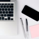 découvrez l'importance de l'ergonomie dans votre quotidien. apprenez à aménager votre espace de travail et à adopter des postures saines pour améliorer votre confort et votre productivité. explorez des conseils pratiques pour optimiser votre bien-être au travail.