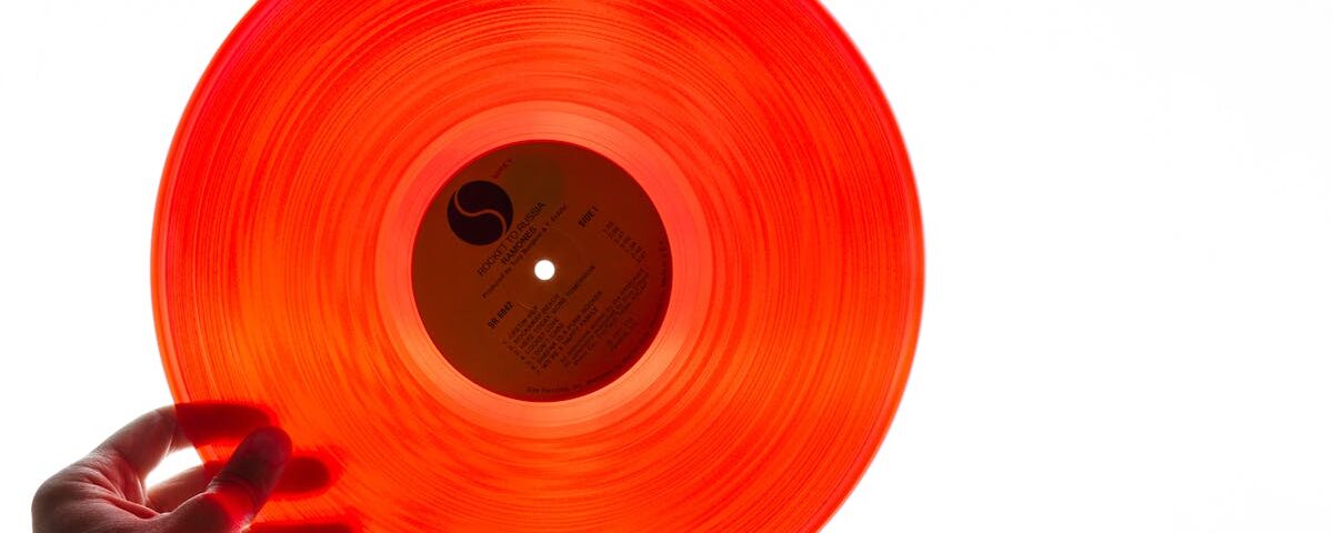 découvrez tout ce que vous devez savoir sur le phénomène du disque bulging : causes, symptômes, traitements et conseils pour soulager votre douleur. informez-vous pour mieux comprendre cette condition et améliorer votre qualité de vie.