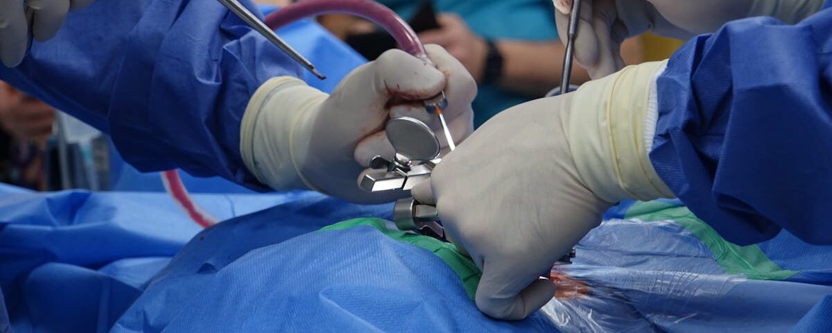 découvrez les bienfaits de la décompression spinale, une méthode innovante pour soulager les douleurs dorsales et améliorer votre bien-être. apprenez comment cette technique peut revitaliser votre colonne vertébrale et favoriser une meilleure qualité de vie.