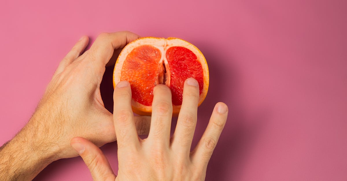 découvrez tout ce qu'il faut savoir sur l'arthrite : symptômes, causes, traitements et conseils pour mieux vivre avec cette inflammation des articulations.