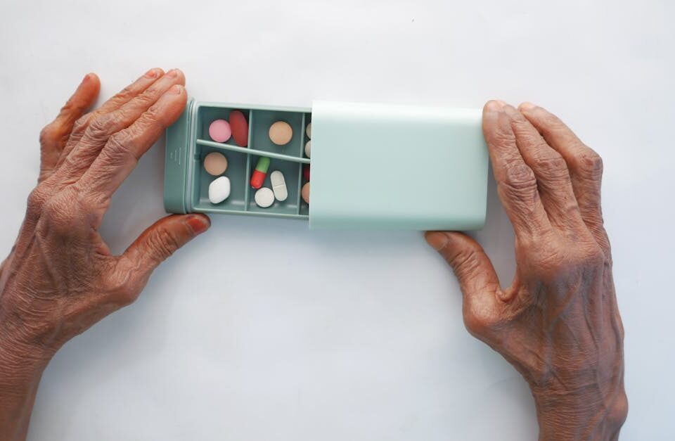 découvrez les causes, symptômes et traitements de l'arthrite pour mieux comprendre et gérer cette maladie articulaire courante.