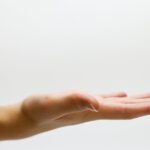 l'ostéoarthrite est une maladie chronique des articulations caractérisée par la dégradation du cartilage, provoquant douleur, raideur et limitation des mouvements. découvrez ses causes, symptômes et traitements.