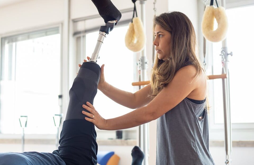réhabilitation de l'arthrose : stratégies et exercices pour soulager la douleur, améliorer la mobilité et retrouver une meilleure qualité de vie.