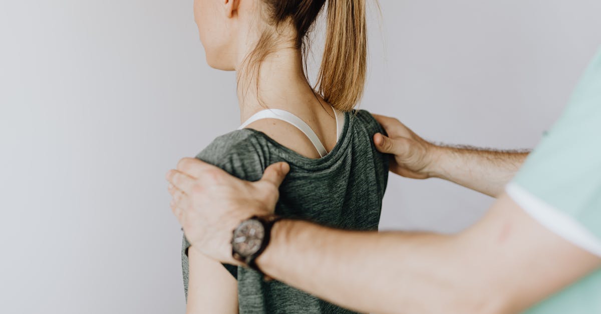 découvrez l'amplitude de mouvement cervicale, essentielle pour évaluer la mobilité du cou et prévenir les douleurs cervicales.