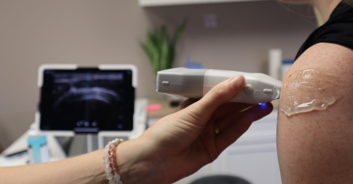 évaluation initiale de l'arthrose : guide complet pour diagnostiquer et prendre en charge cette maladie articulaire courante.