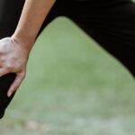 l'ostéoarthrite est une maladie articulaire chronique caractérisée par la dégradation du cartilage, entraînant douleur et raideur. découvrez ses causes, symptômes et options de traitement pour mieux vivre avec cette affection.