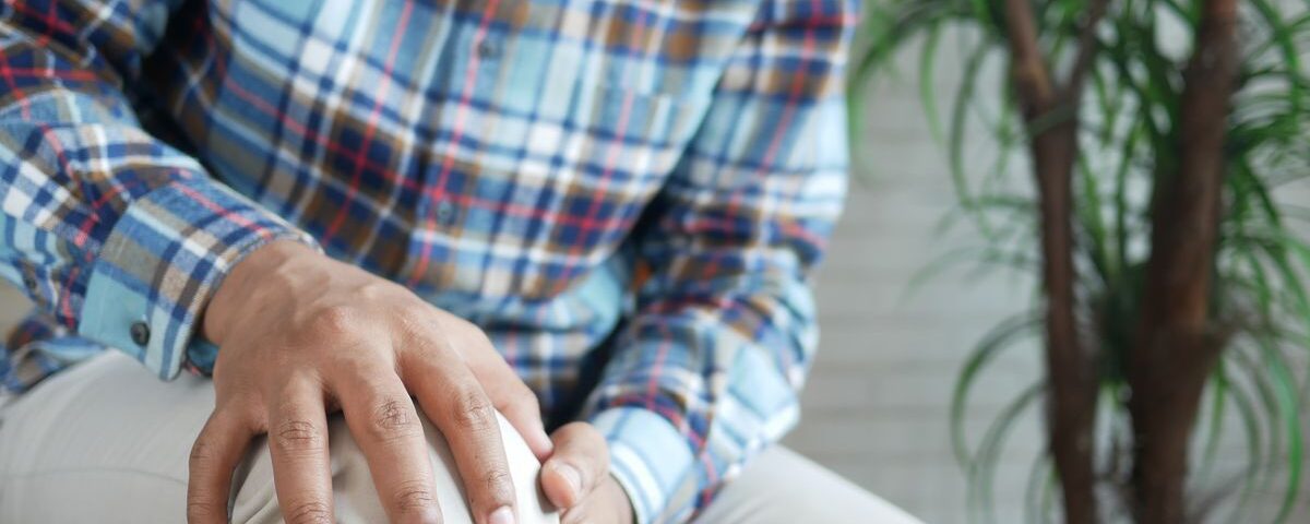 l'ostéoarthrite est une maladie articulaire dégénérative caractérisée par la dégradation du cartilage, entraînant douleur et raideur. découvrez les causes, symptômes et traitements disponibles pour mieux gérer cette affection.