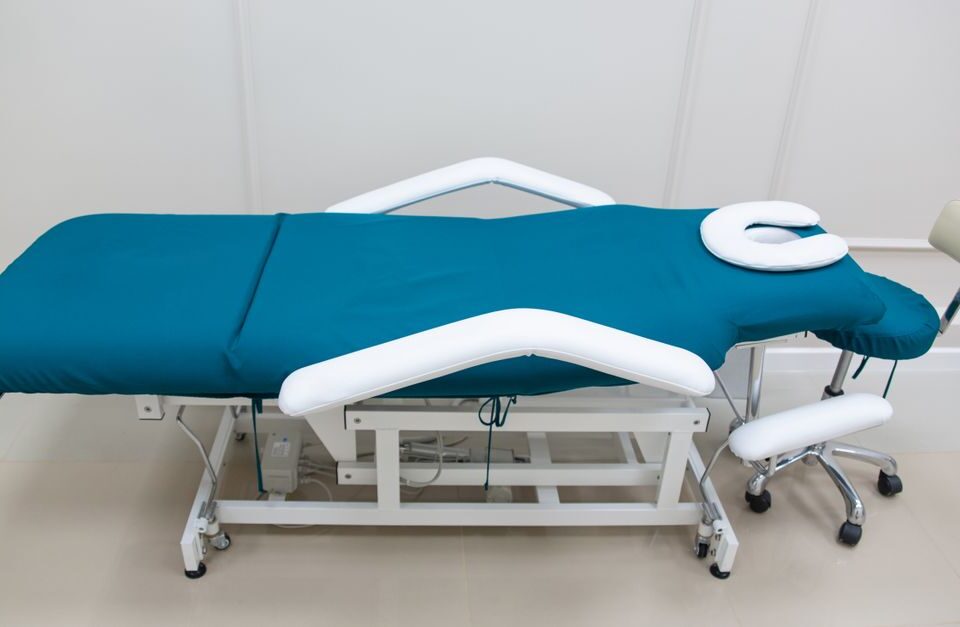clinique de décompression pour l'arthrose : soins spécialisés pour soulager la douleur et améliorer la mobilité articulaire.